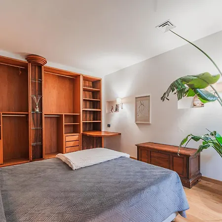 Pistacchio House-spacious With Private Patio *
