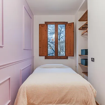 Pistacchio House-spacious With Private Patio Διαμέρισμα