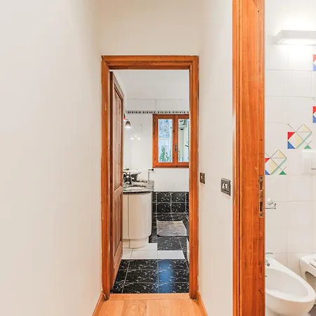 Pistacchio House-spacious With Private Patio