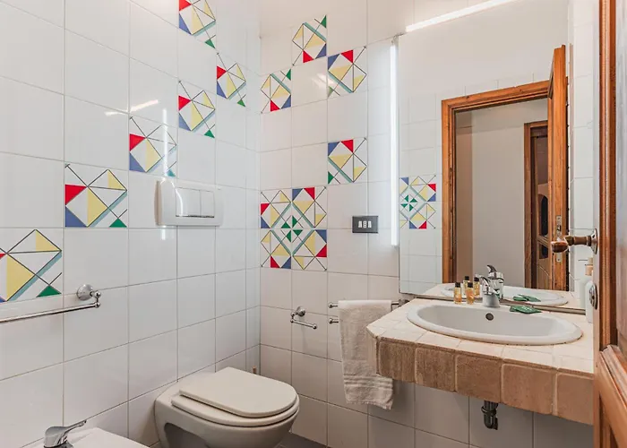 Pistacchio House-spacious With Private Patio Διαμέρισμα